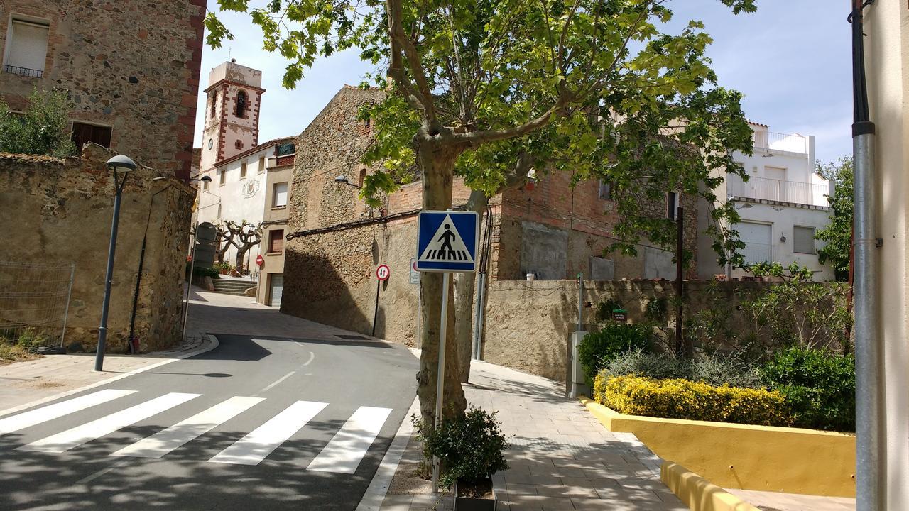 Ca L'Amadeu Hotel Vilanova d'Escornalbou Exterior foto
