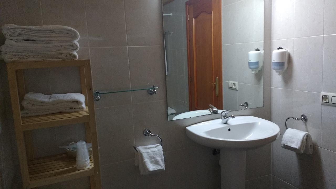 Ca L'Amadeu Hotel Vilanova d'Escornalbou Exterior foto